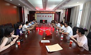 情系穷困户 2121非凡之家安徽益阳店慰问暖人心